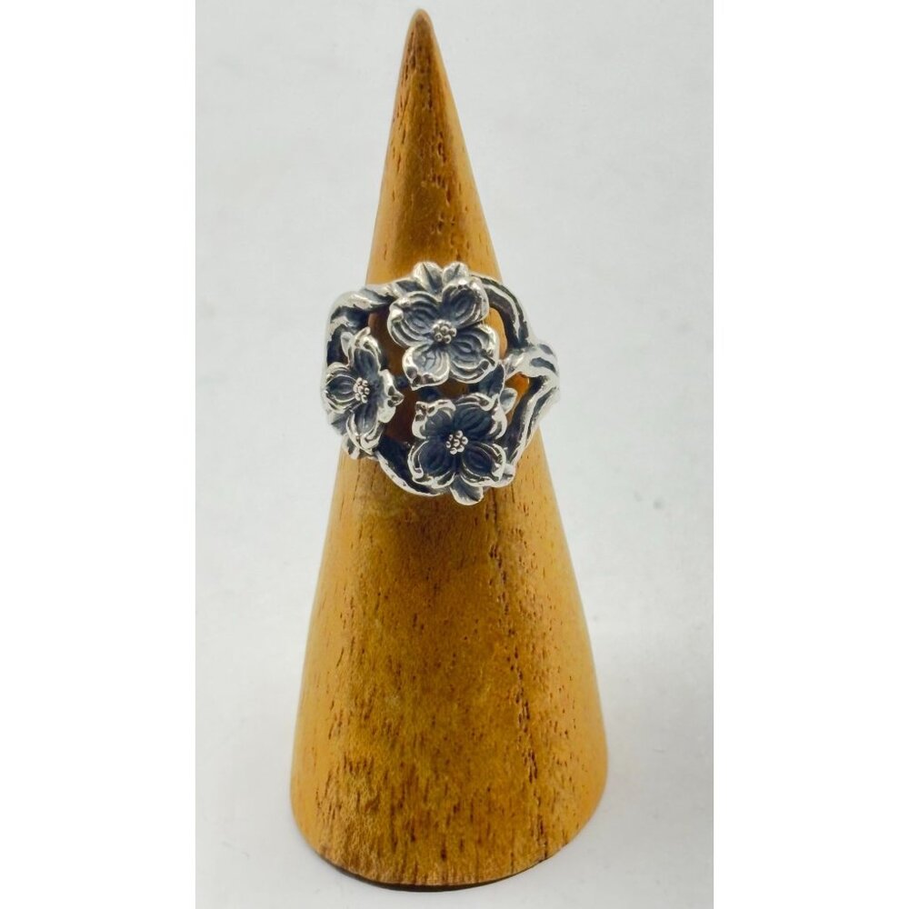 Sterling Silver Floral Design Ring Size 5.5 - Picture 5 of 6